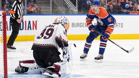 McDavid scores 60th, leads Oilers past Coyotes 4-3 in OT